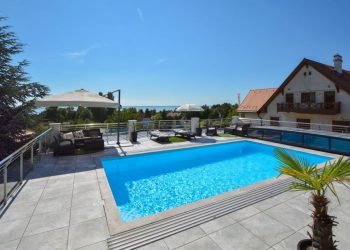 luxury-villa-balatongyorok-kulso-11-1024x683